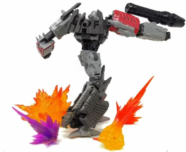 Image Of Gamer Edition Megatron Voyager From War For Cybertron Studio Series  (8 of 33)